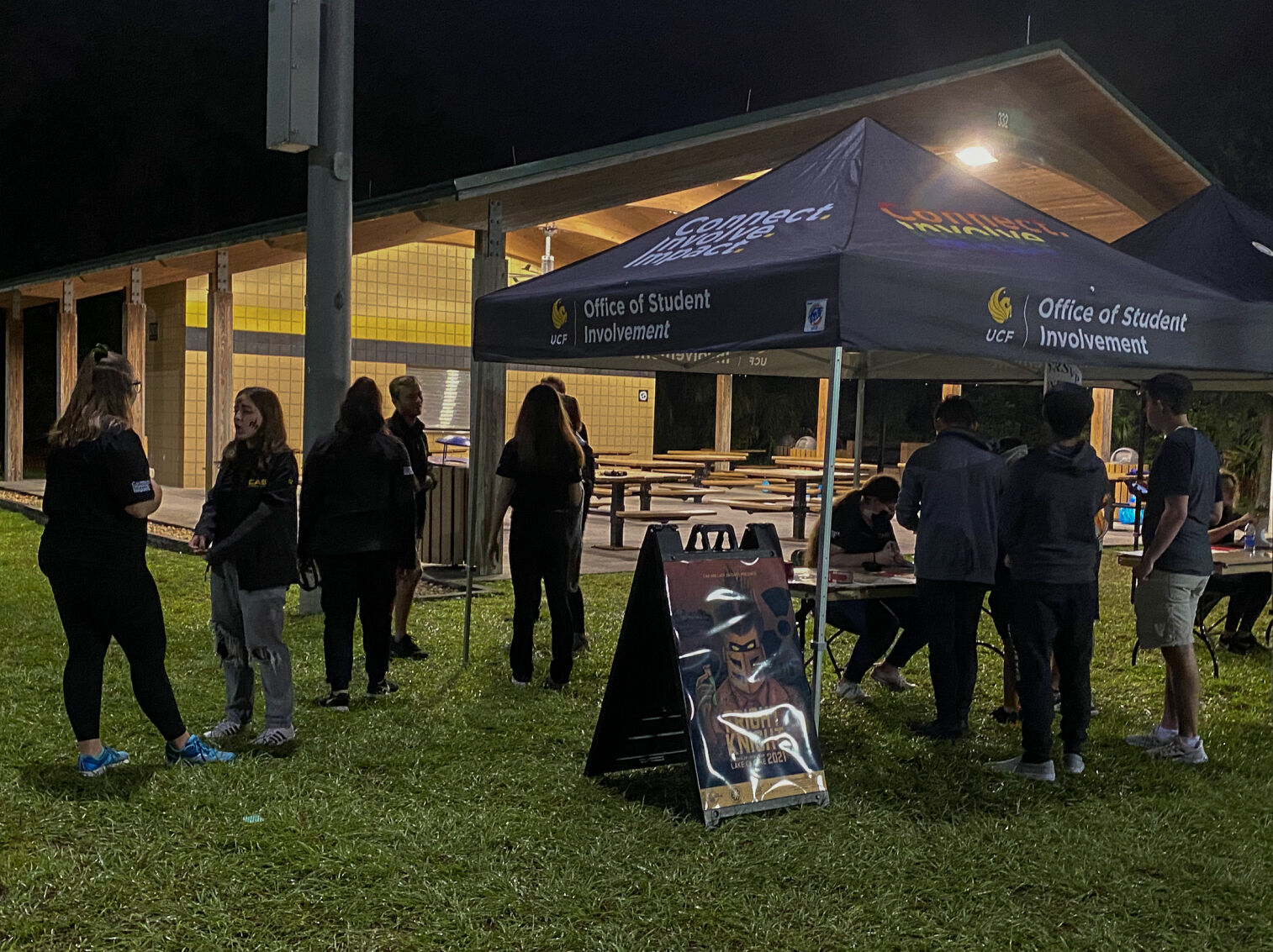 Students enjoy scares before Halloween at UCF's Fright Night event